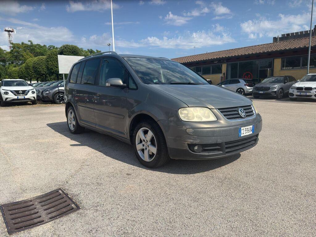 Volkswagen Touran 2.0 TDI Trendline