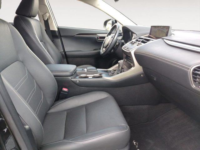 LEXUS NX 300 Hybrid 4WD Luxury