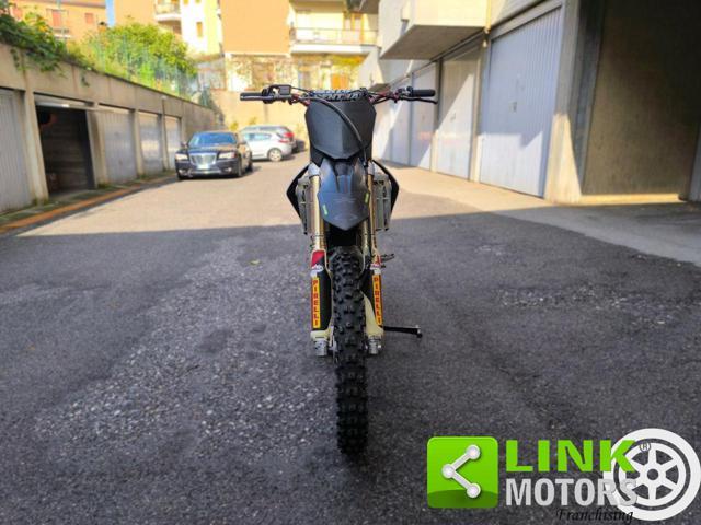 HONDA CRF 250 R CROSS