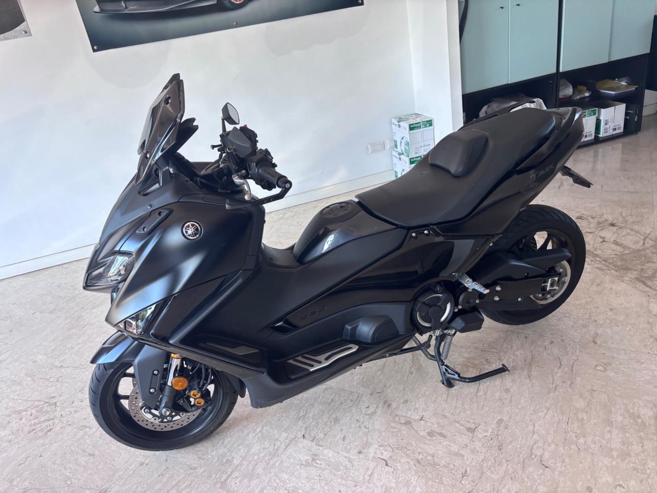 Yamaha T Max 560