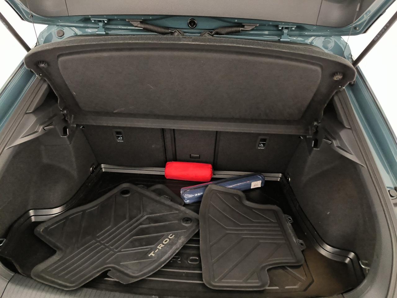 Volkswagen T-Roc 1.0 tsi r-line 110cv