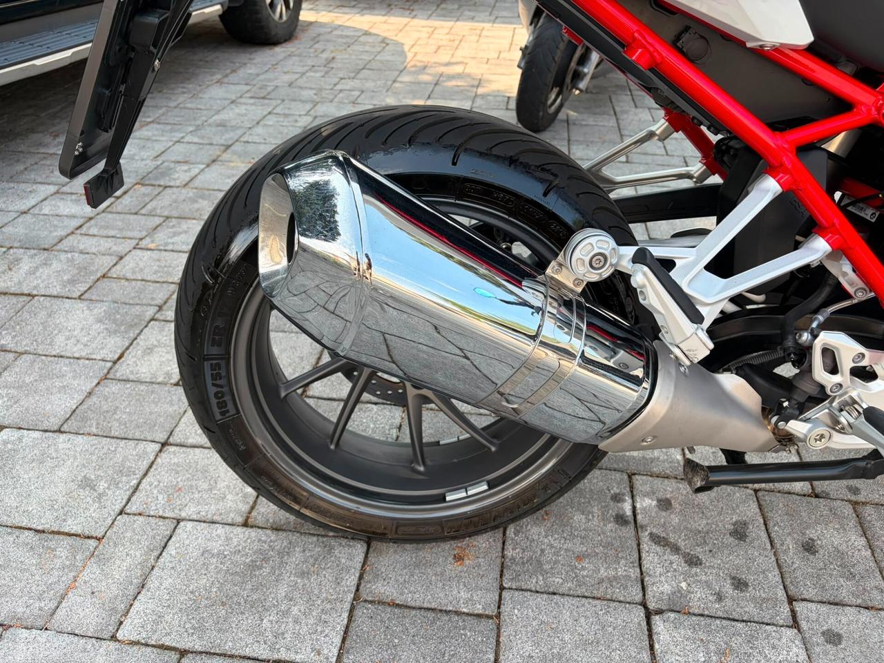 Bmw R 1200 R solo 15.000 km - ESA - KEYLESS GO - MANOPOLE RISCALDATE