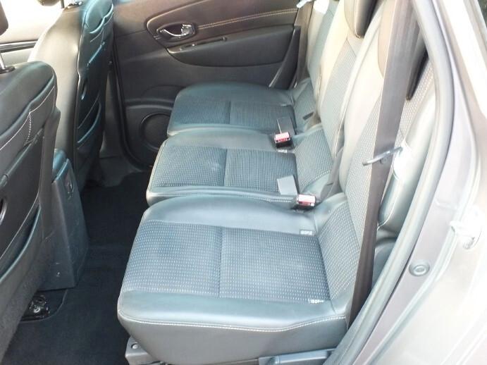 Renault Scenic 1.5 dCi*7 POSTI*UNIPRO*NAVI e BLUETOOTH di SERIE*