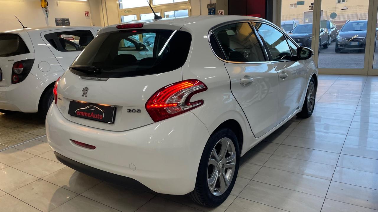 Peugeot 208 BlueHDi 120 S&S 5 porte Allure