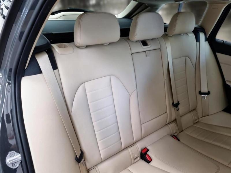 BMW 320 48V Business Advantage Touring auto