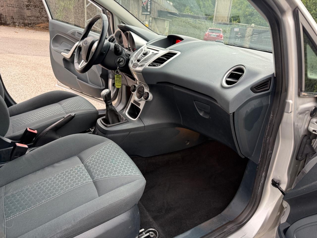 Ford Fiesta 1.4 5 porte GPL Titanium 96cv