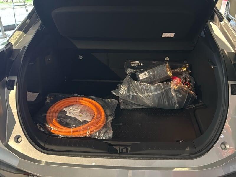 Toyota C-HR C-HR 2.0 HV Trend