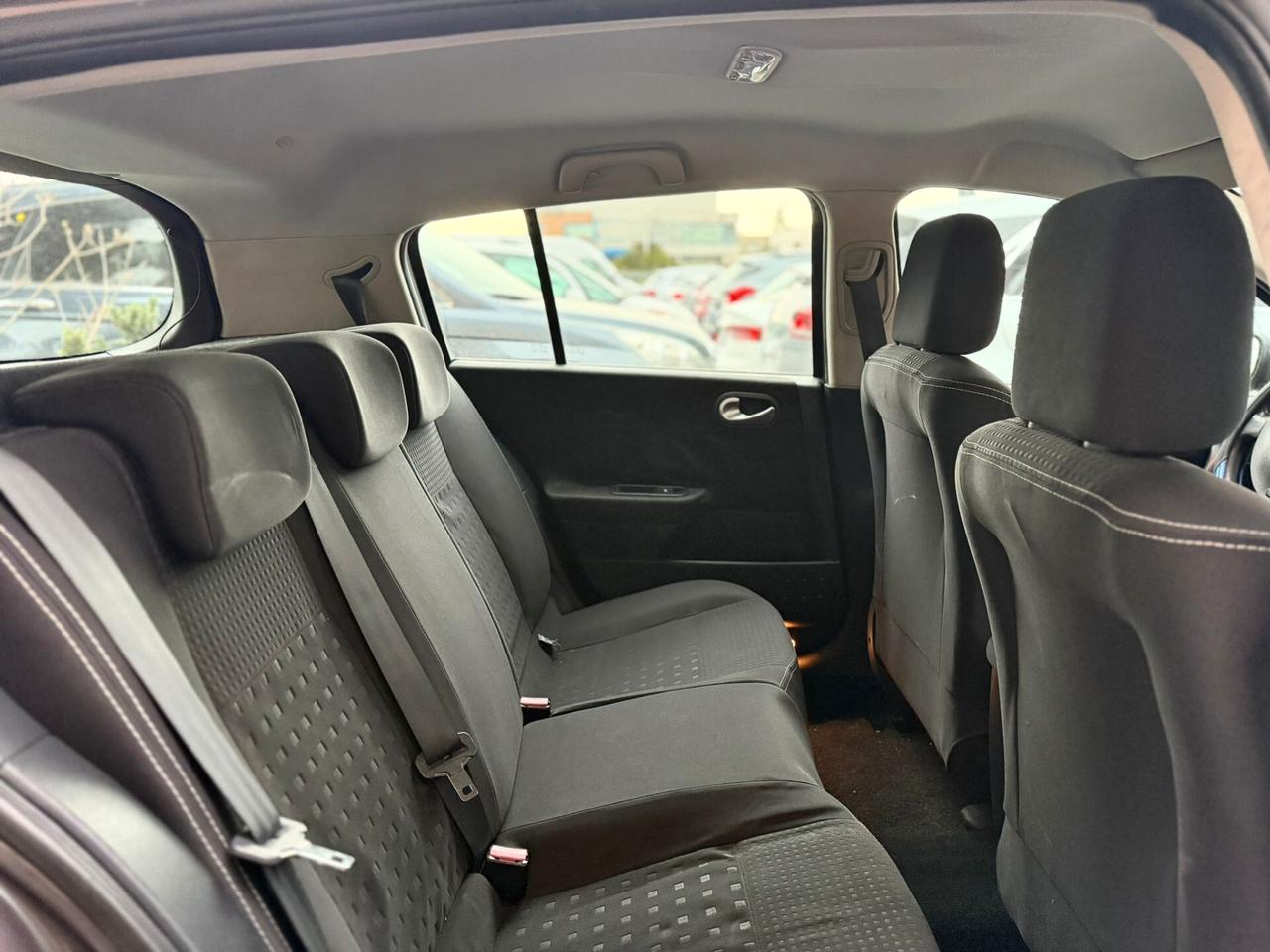 Renault Megane 1.6 16V GPL