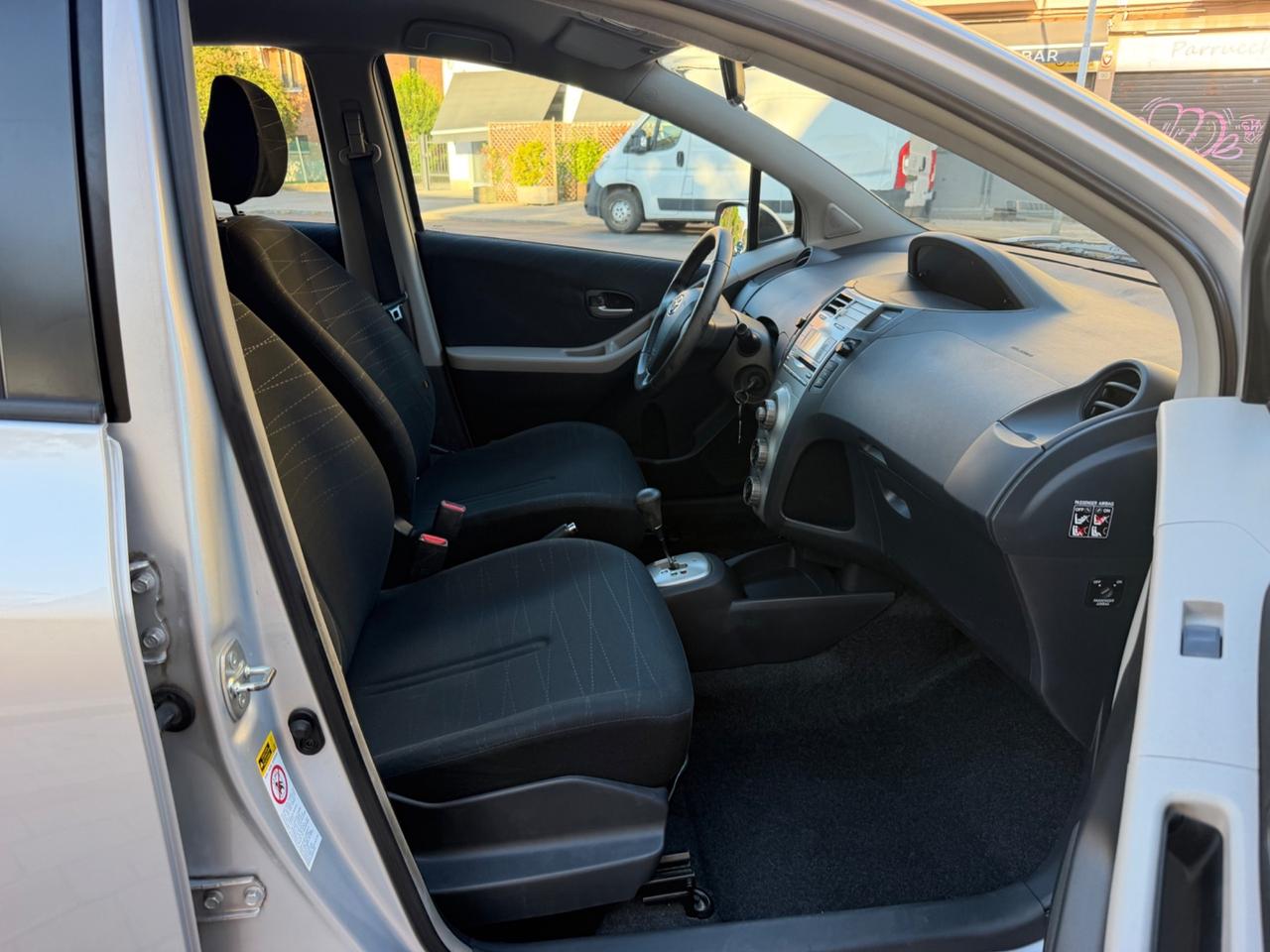 Toyota Yaris 1.3 5 porte M-MT Sol
