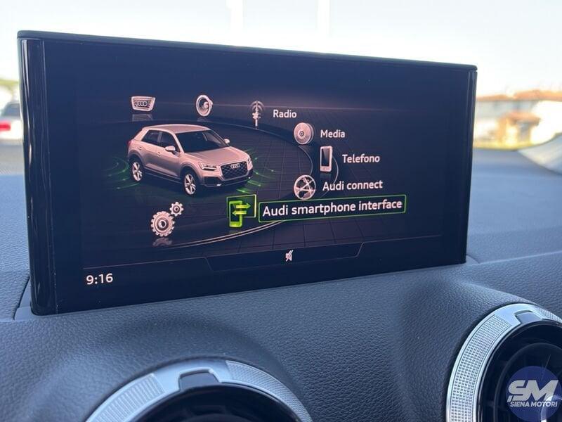 Audi Q2 1.5 35 TFSI IDENTITY BLACK
