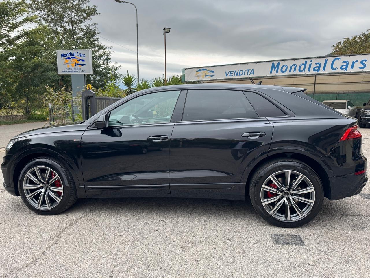 Audi Q8 45 TDI quattro tiptronic Sport