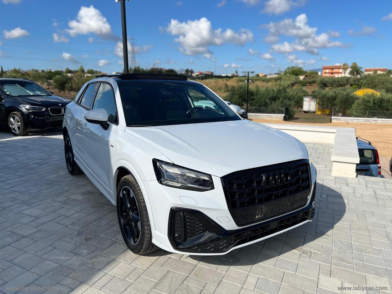 AUDI Q2 30 TDI S line Edition