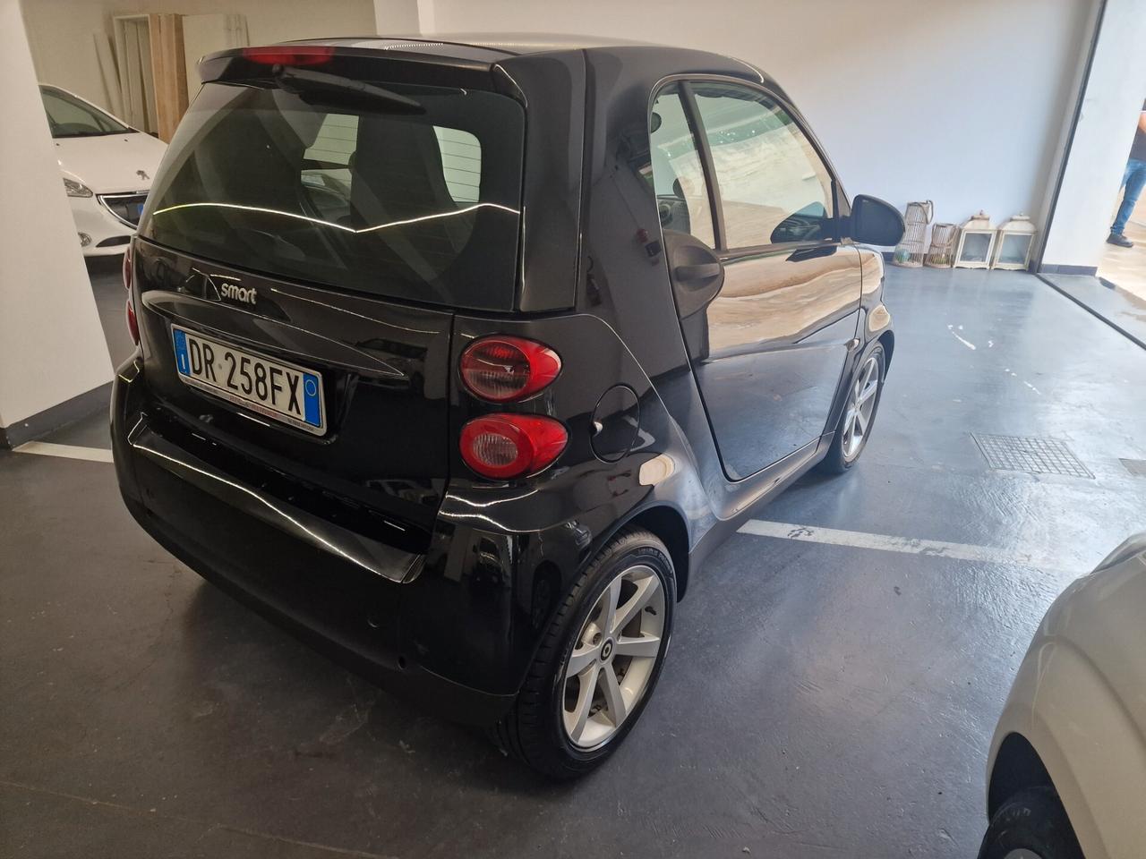 Smart ForTwo 1000 52 kW coupé pure