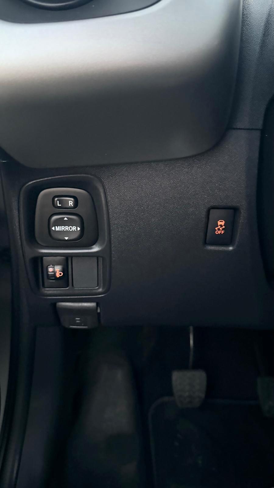 Citroen C1 PureTech 82 5 porte Shine