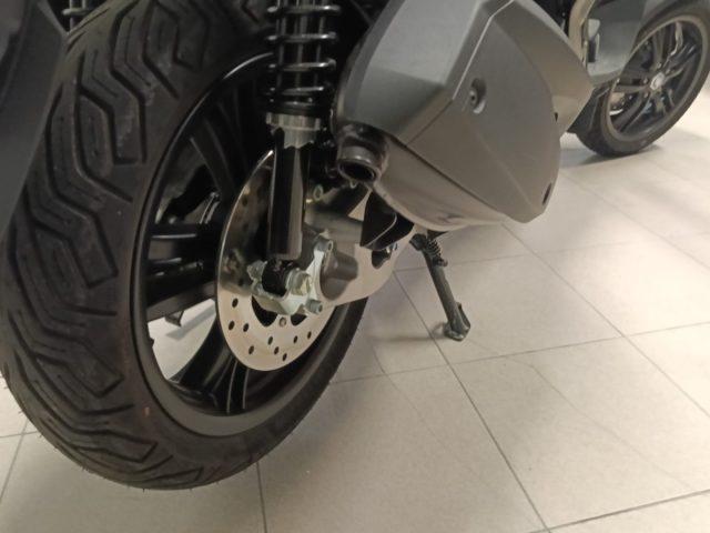 PIAGGIO MP3 300 HPE DEEP BLACK E5 ABS KM 9 !!!!!!
