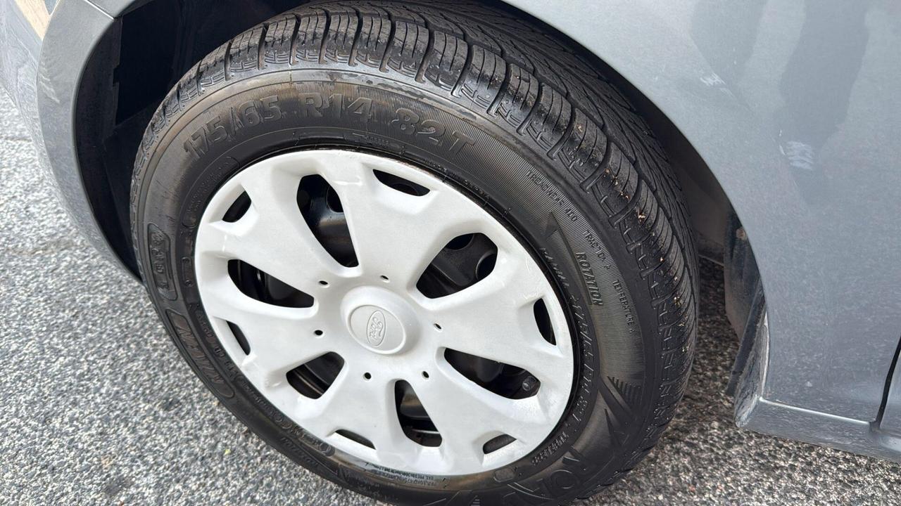 Ford Ka 1.2 8V 69CV Titanium