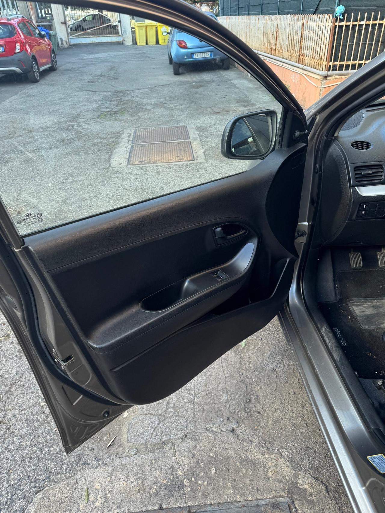 Kia Picanto 1.0 12V 5 porte Style