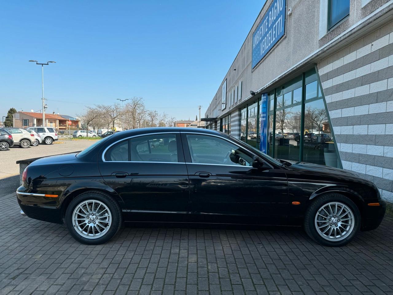 Jaguar S-Type 2.7 diesel V6 Executive
