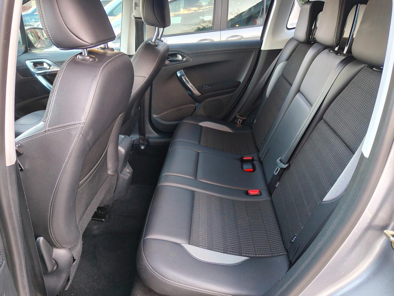 Peugeot 2008 1.6 e-HDi 115 CV Allure * SOLO 87000KM*