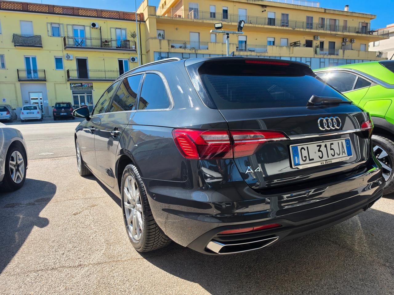 Audi A4 Avant 35 TDI/163 CV S tronic Business Advanced