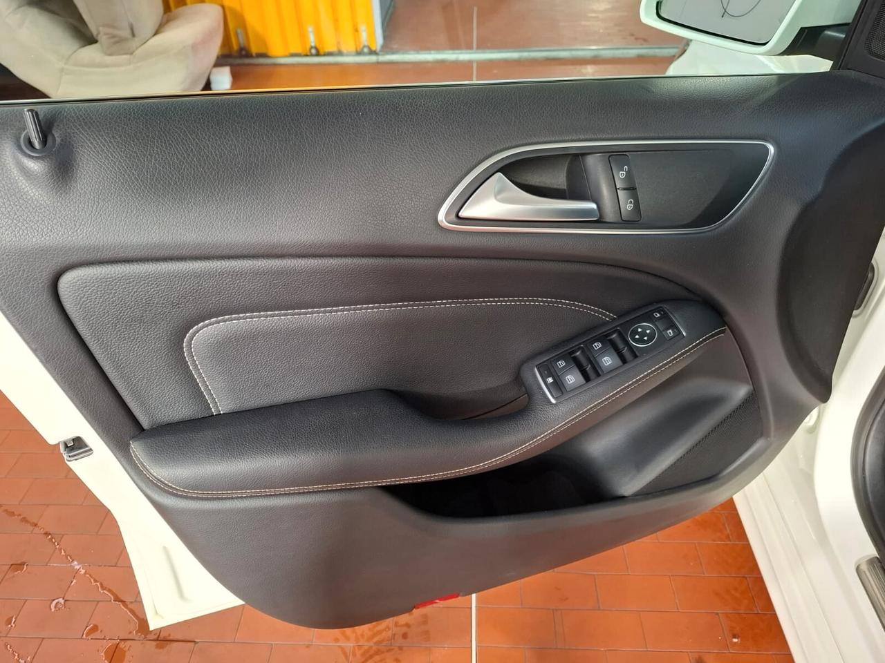 Mercedes-benz B 250 Premium