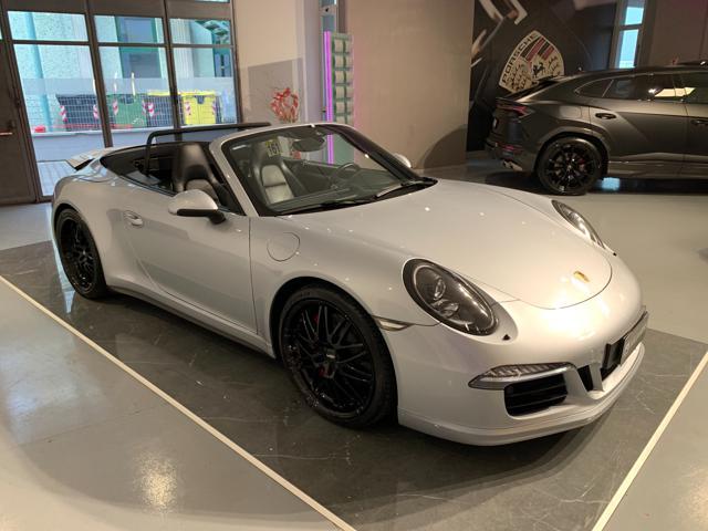 PORSCHE 911 3.8 Carrera 4 GTS Cabriolet