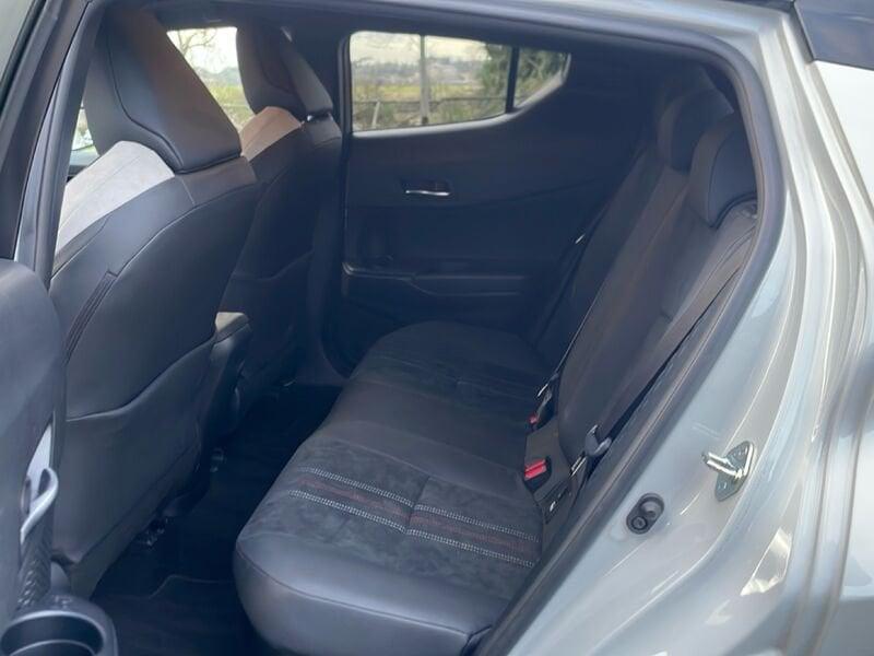 Toyota C-HR C-HR 2.0 Hybrid E-CVT GR Sport KM 24000