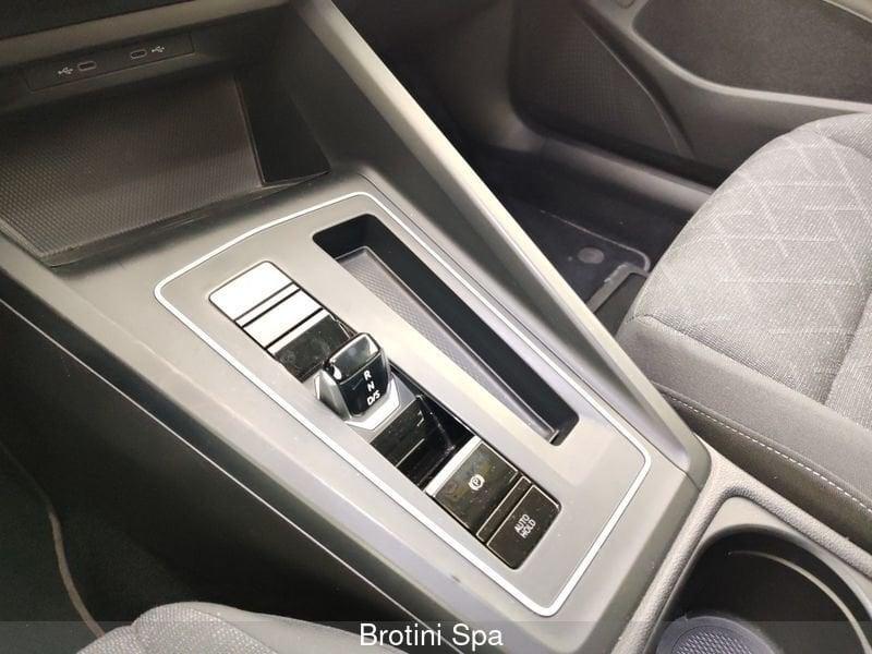 Volkswagen Golf Golf 1.5 eTSI 150 CV EVO ACT DSG Life