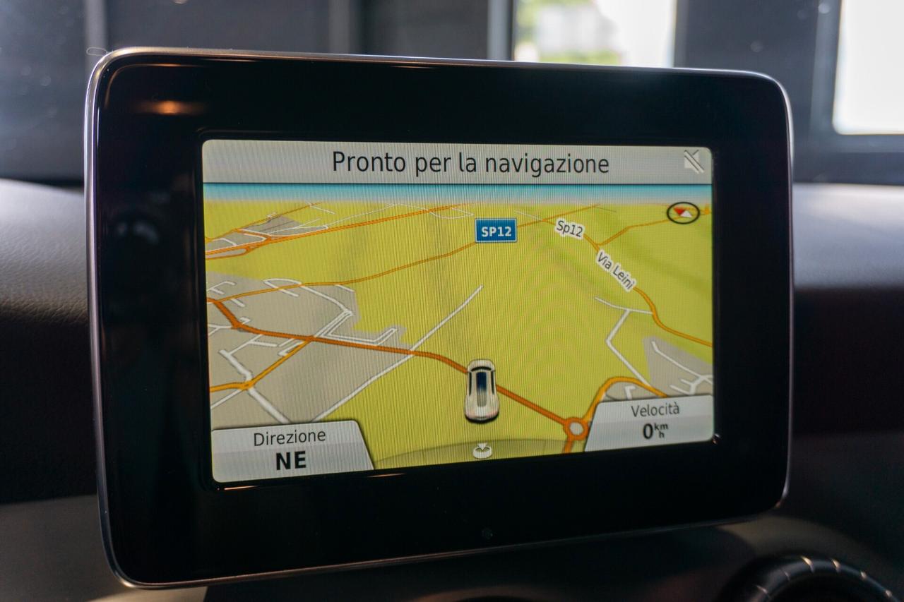 Mercedes-benz CLA 220 CDI 4MATIC Premium auto TETTO APRIBILE PREZZO REALE