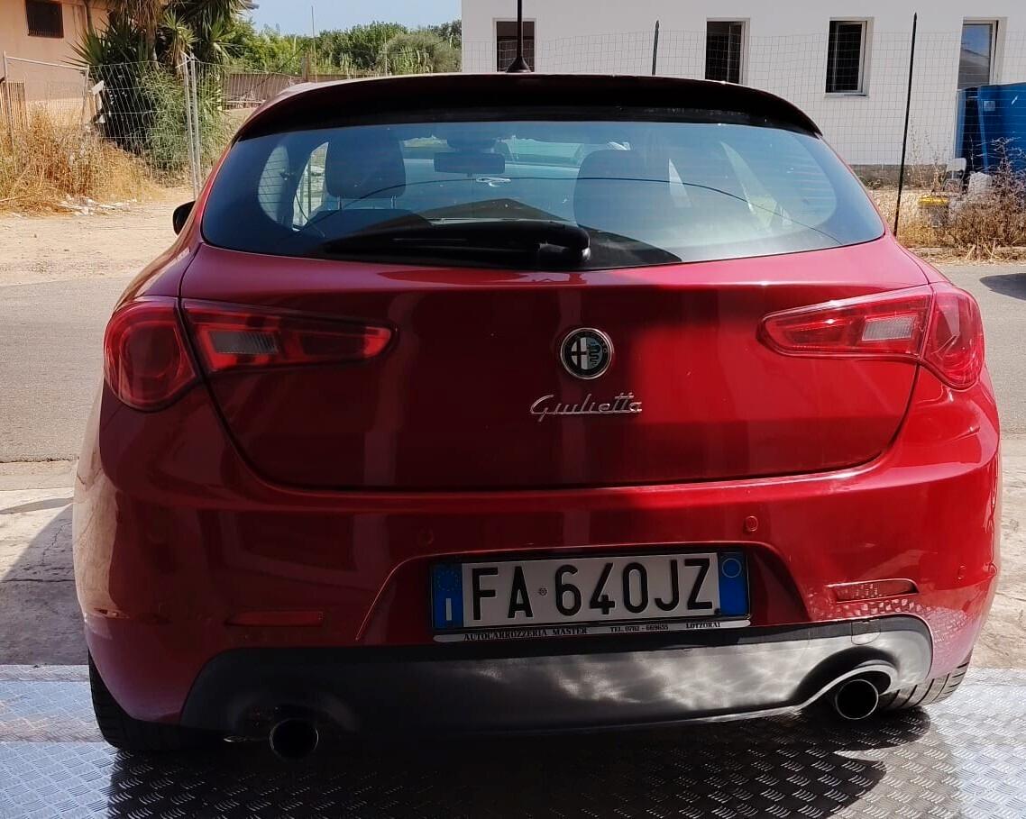Alfa Romeo Giulietta 2.0 JTDm-2 150 CV Distinctive
