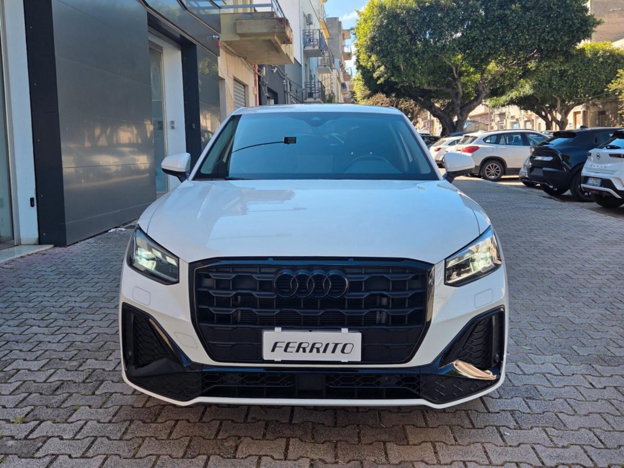 Audi Q2 30 TDI IDENTITY BLACK