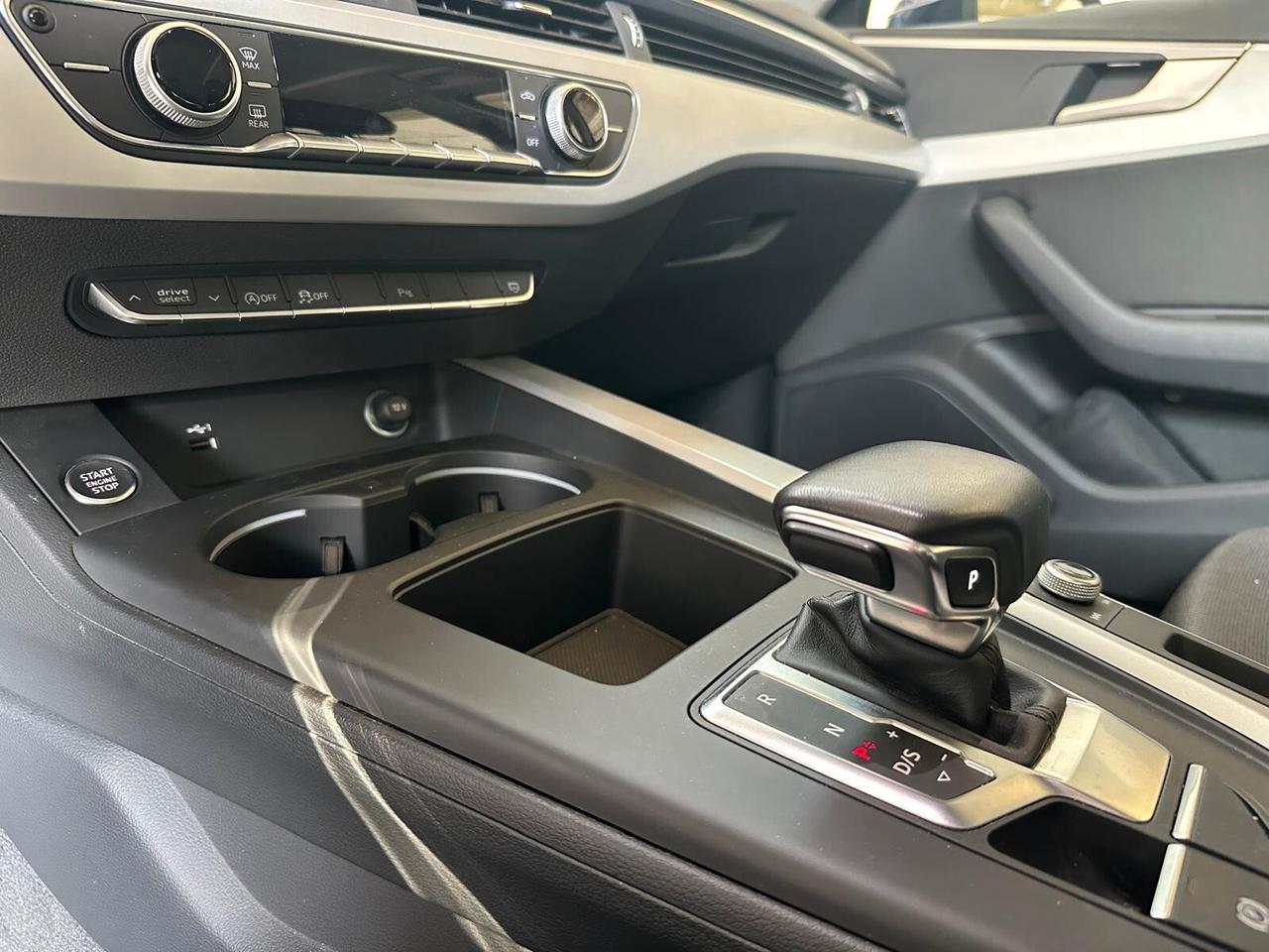 Audi A4 35 TDI/163 CV S tronic line edition