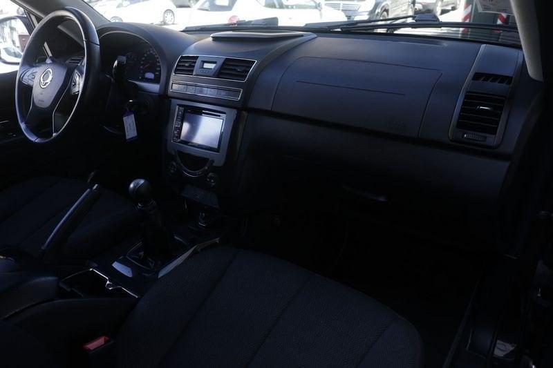 Ssangyong Rexton W Ssangyong Rexton W 2.2 Diesel 4WD M/T Plus Smart Audio 130KW ANNO 2016