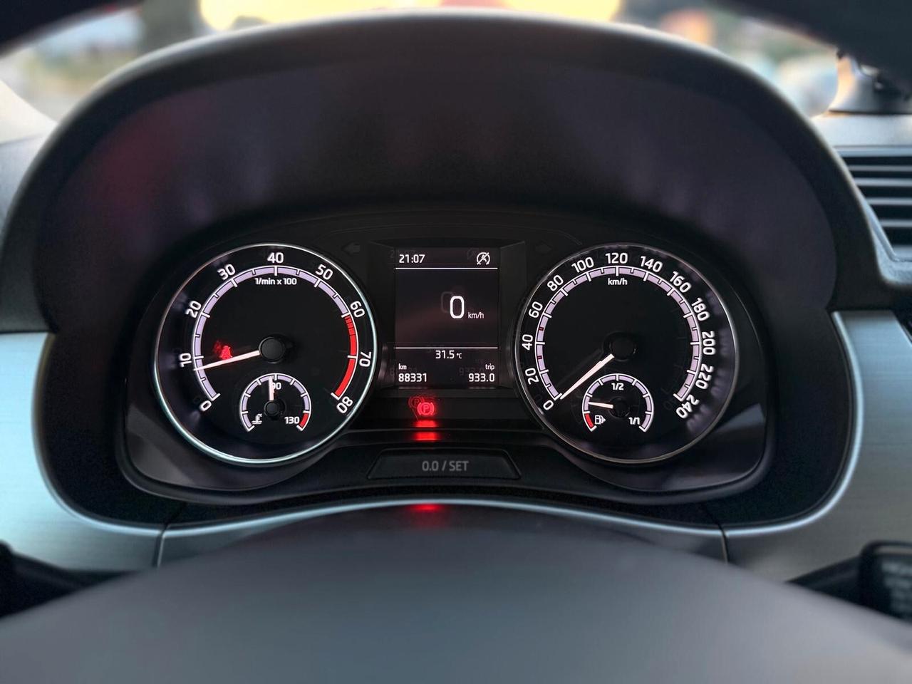 Skoda Fabia 1.0 MPI 60 CV Twin Color Nero