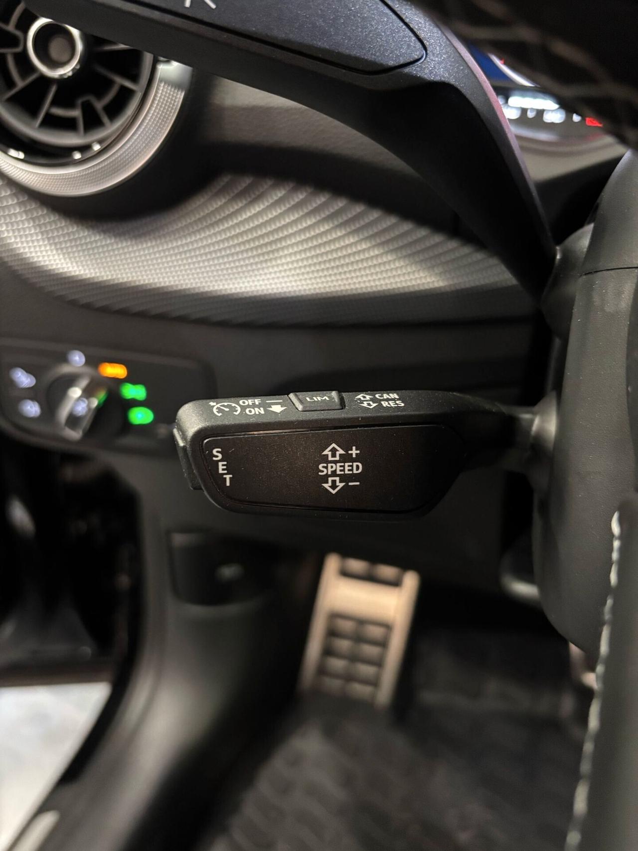 Audi Q2 35 TDI quattro S tronic line Edition 2.0 150cv Tetto Apribile