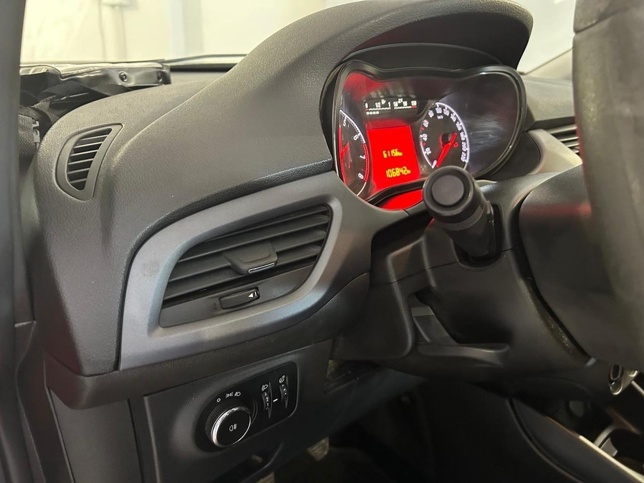 Opel Corsa 1.4 90CV benzina/GPL