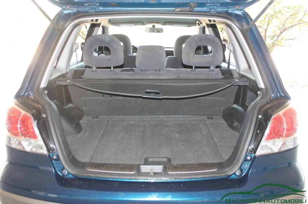Mitsubishi Outlander 2.4i 16V 4WD Sport