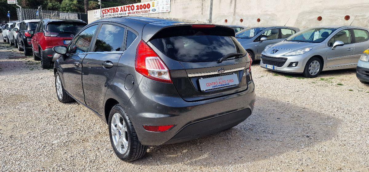 FORD Fiesta 1.4 5p. Bz.- GPL Titanium