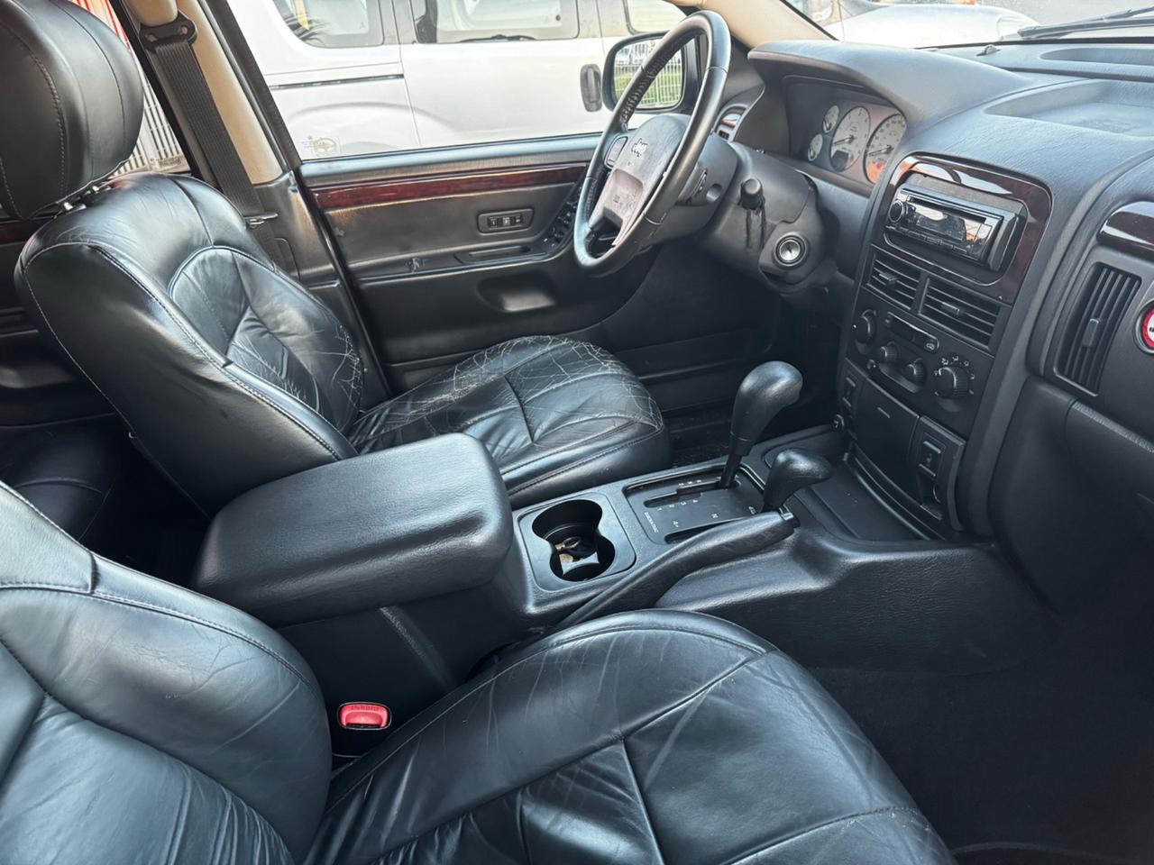 Jeep Grand Cherokee 2.7 CRD cat Laredo