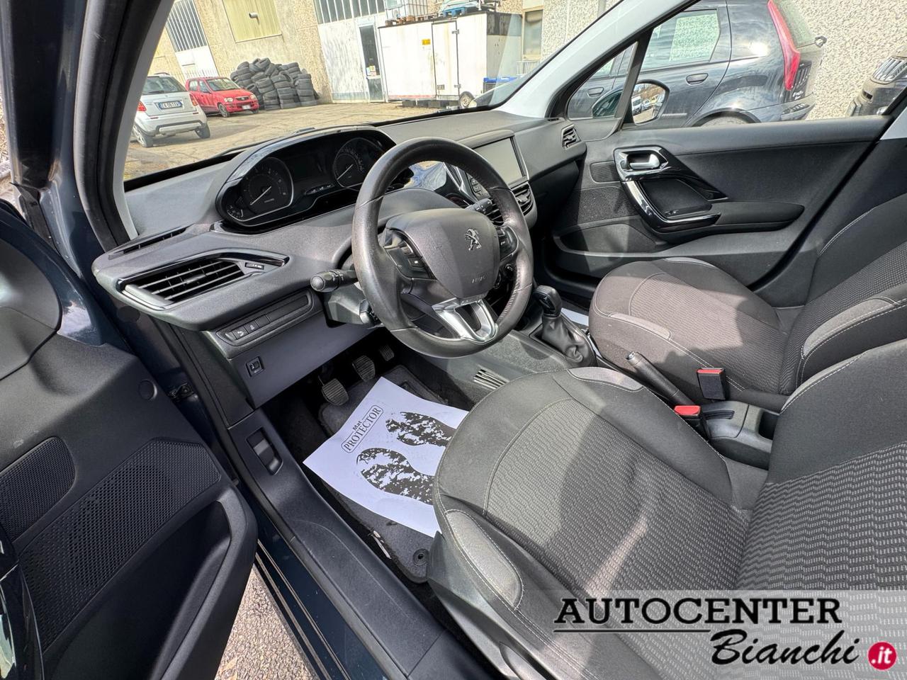 Peugeot 208 5 Porte 208 5p 1.6 bluehdi Active 75cv