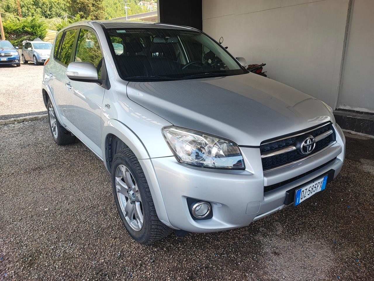 Toyota RAV 4 RAV4 Crossover 2.2 D-Cat A/T 150 CV Luxury