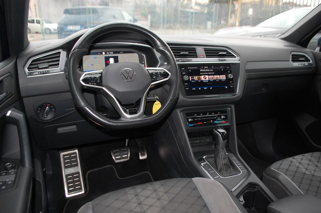 Volkswagen Tiguan 2.0 tdi R-Line 150CV dsg Uff Italy Navi Virtual
