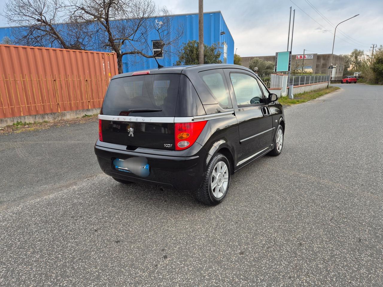 Peugeot 1007 1.4 Happy