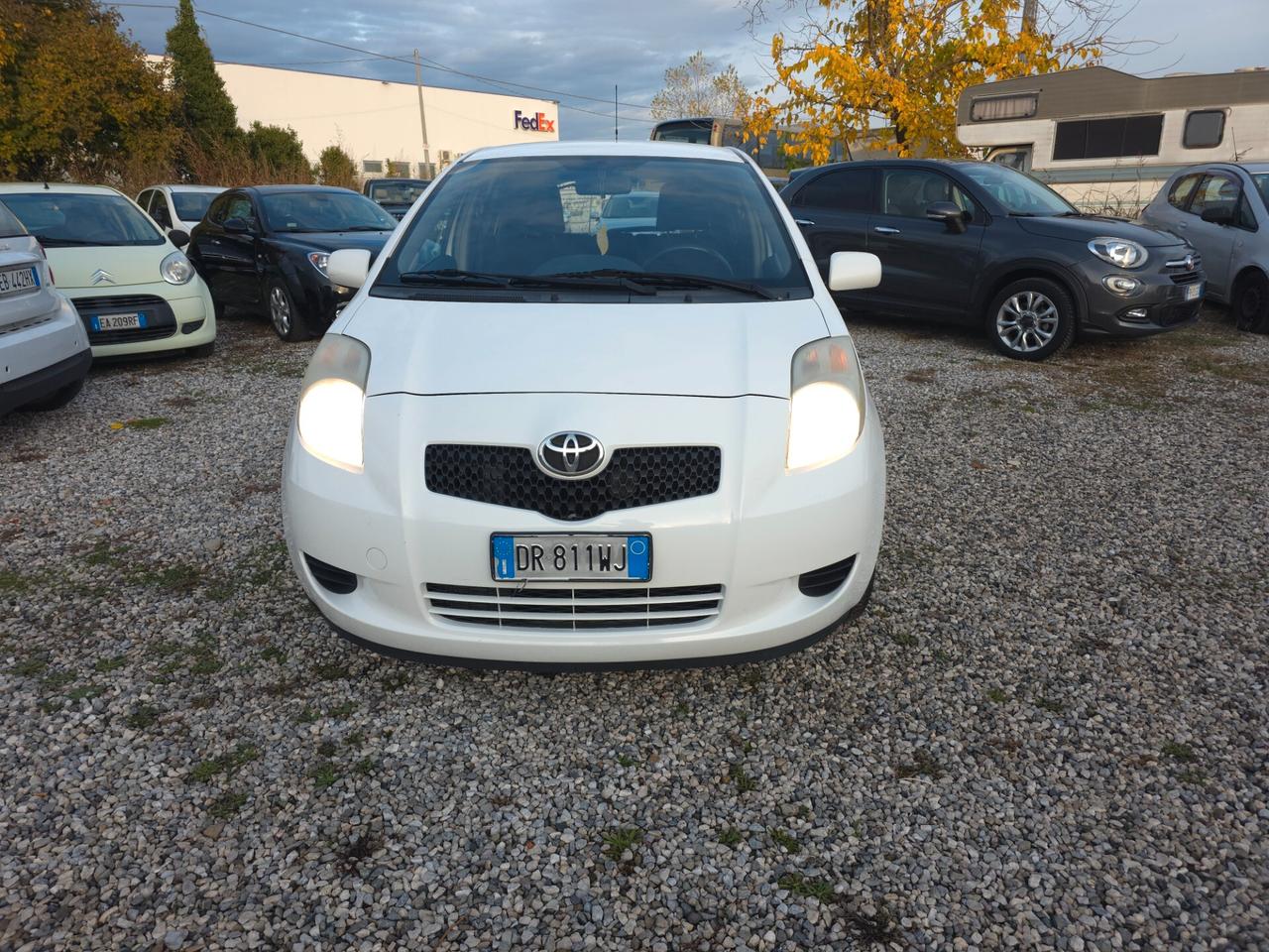 Toyota Yaris 1.0 5 porte Sol