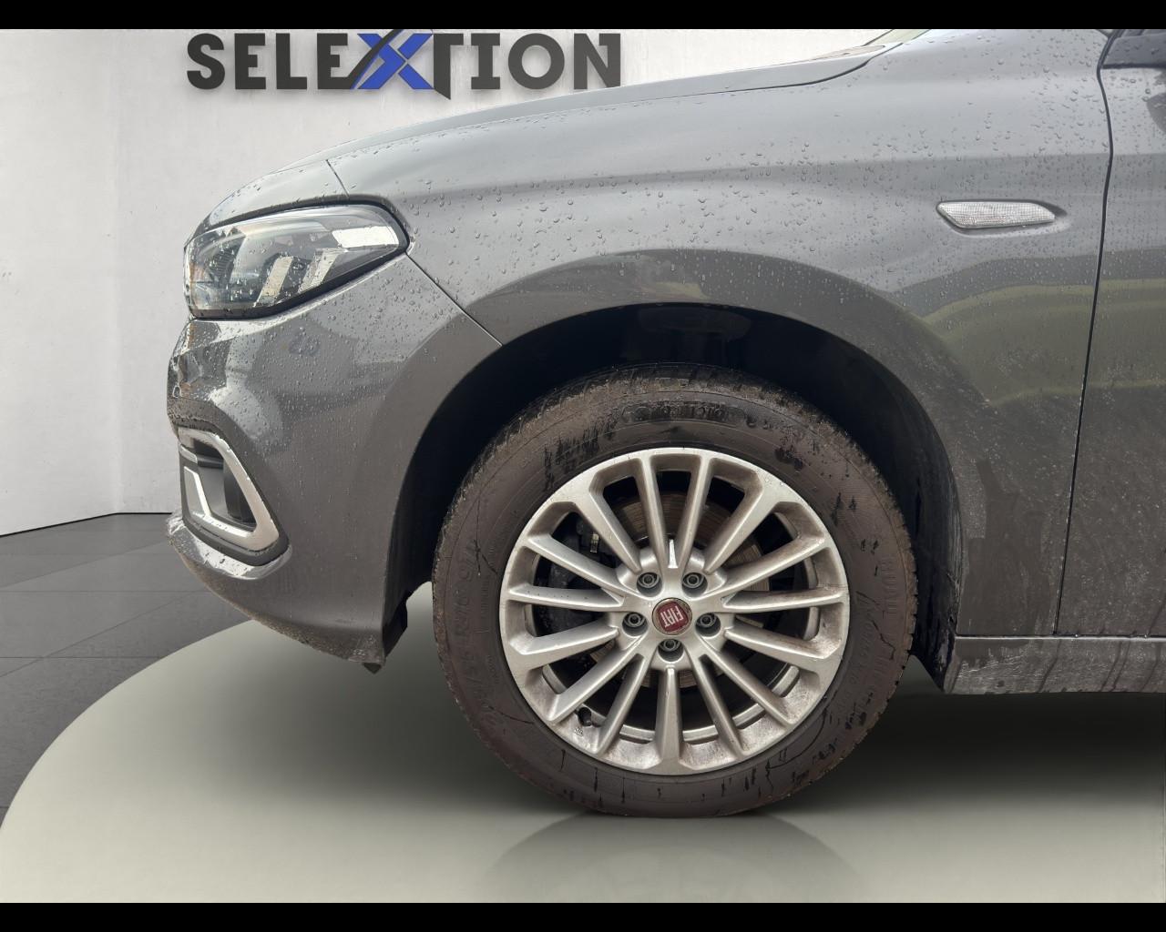 FIAT Tipo (2015-->) - Tipo 1.3 Mjt S&S SW Business