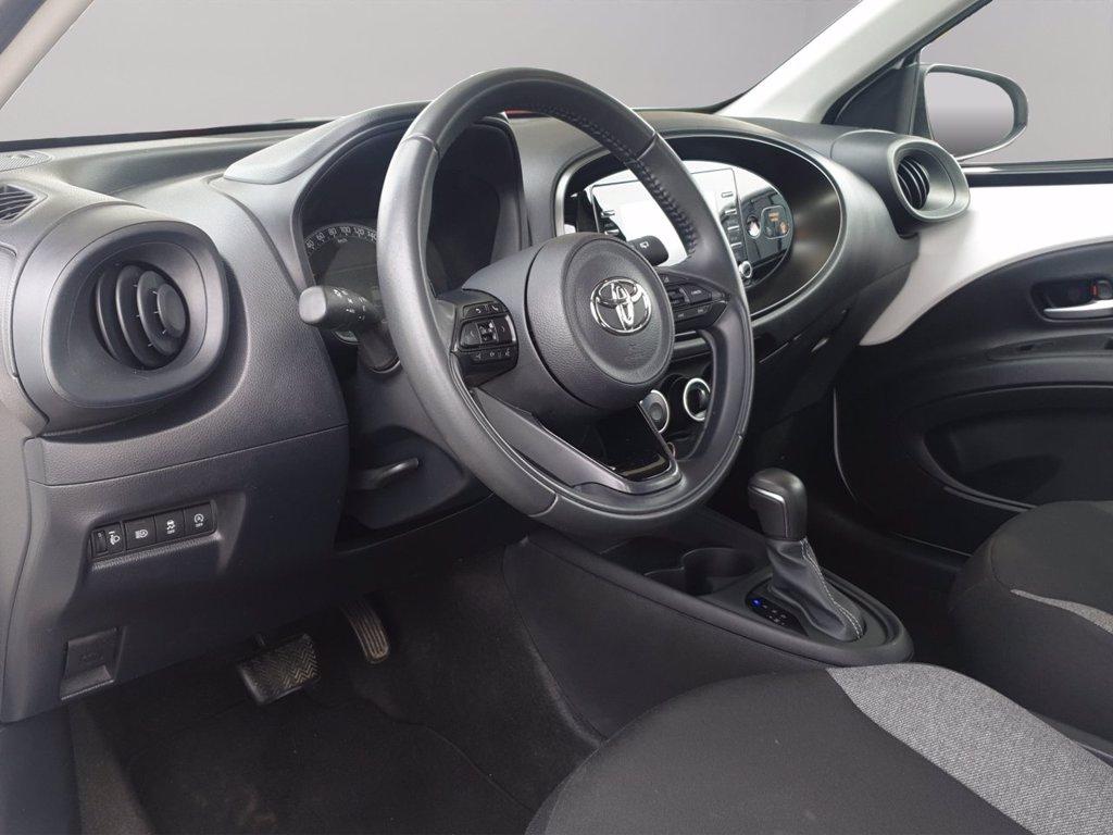TOYOTA Aygo x 1.0 active 72cv s-cvt del 2022