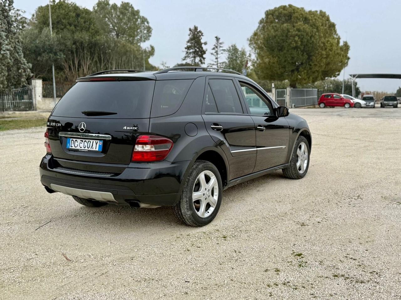 Mercedes ML 320 CDi Sport PERFETTO 135 milaKM