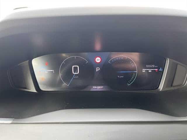 Peugeot 208 208 5P - ALLURE Hybrid 100 E-DCS6