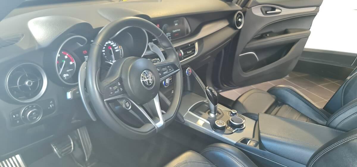 Alfa Romeo Stelvio Stelvio 2.2 t B-Tech Q4 210cv auto *motore nuovo*