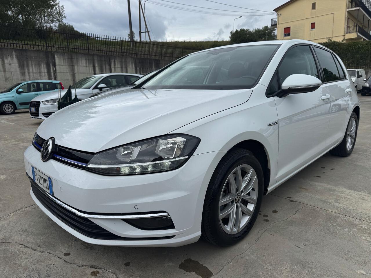 VOLKSWAGEN GOLF 7.5 1.5 TGI 150cv HIGHLINE
